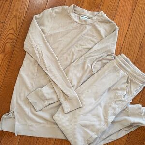 Tommy John Leisure Set (S/M)